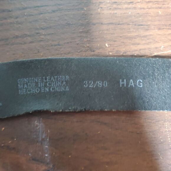 Levi's Genuine Leather Black Belt - Picture 5 of 5